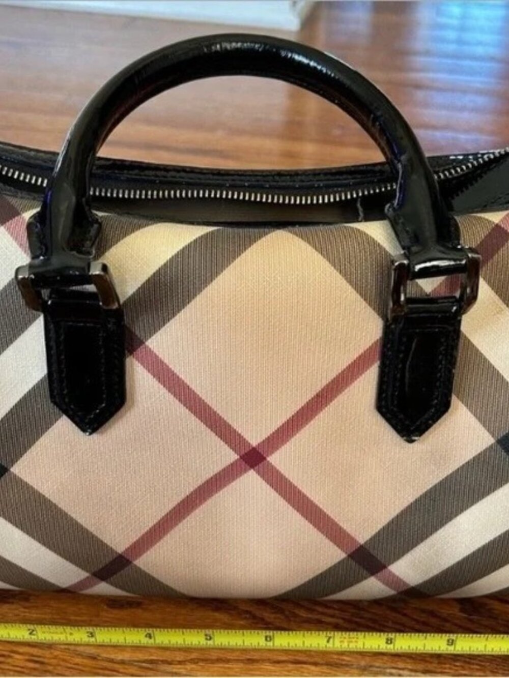 BURBERRY CHESTER BAG BEIGE/BLACK NOVA CHECK PVC & PATENT LEATHER